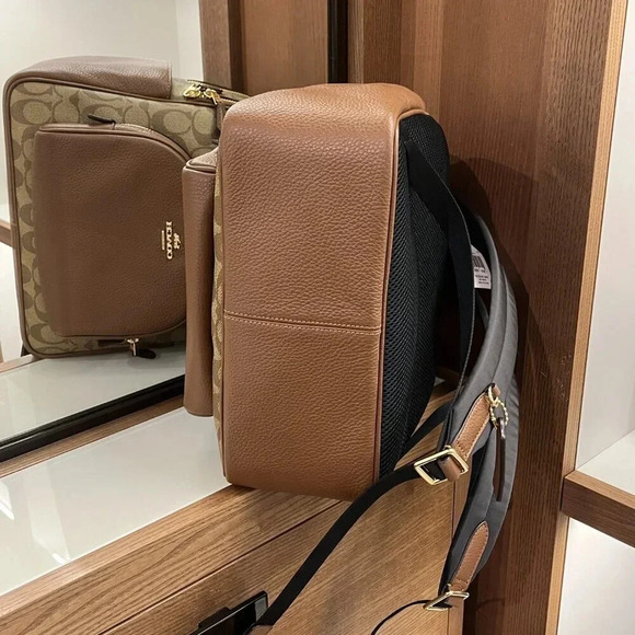 Coach Court Backpack In Signature Canvas Backpack COACH 5671 main image 5
